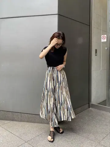 MURUA 스트라이프 언밸런스 스커트
