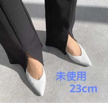 마미앙 스틸레토 V컷 백 밴드 뮬 화이트 23cm