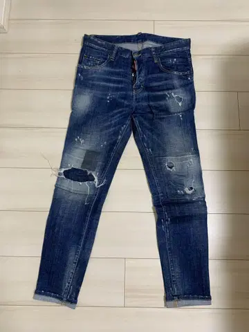 디스퀘어드 스케이터 데님 44