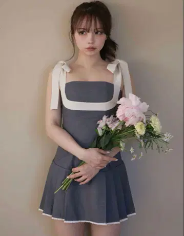 andmary Chuchu pleats ribbon dress gray
