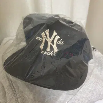 mondaysuck 6 panel cap Black 미사용 새상품
