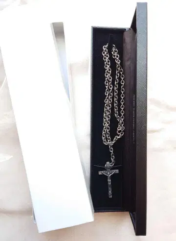 hyde faith rosary necklace 로사리오 목걸이 크로스