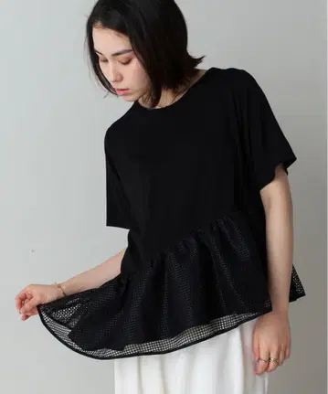 부즈루드 밑단 메쉬 프릴 풀오버