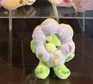 필드 위드 조이 올멜 인형 배지