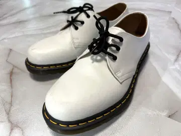 실내 착용만! 닥터마틴 DR.MARTENS 화이트 로퍼 슈즈 1461