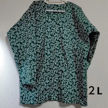 다보 셔츠=녹색 당초=2L