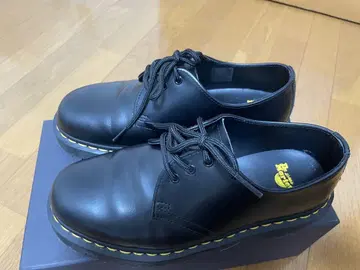 닥터마틴 25cm 3홀 블랙