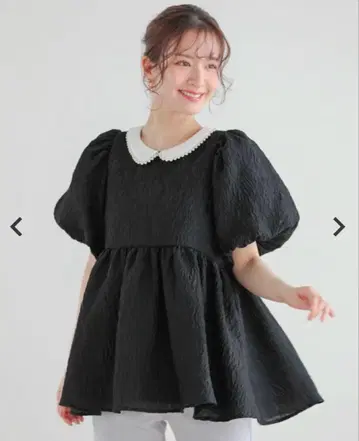 fitmore 펄 옷깃 자카드 페플럼 상의