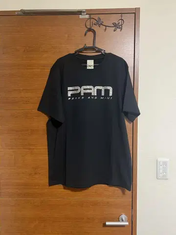 Perks and mini PAM 티셔츠