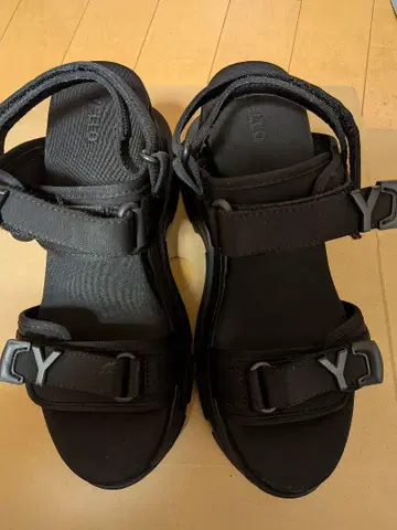 YELLO DOUBLE SNEAKER SANDALS Lsize