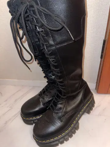 Dr. Martens Audrick 201 블랙 롱 부츠