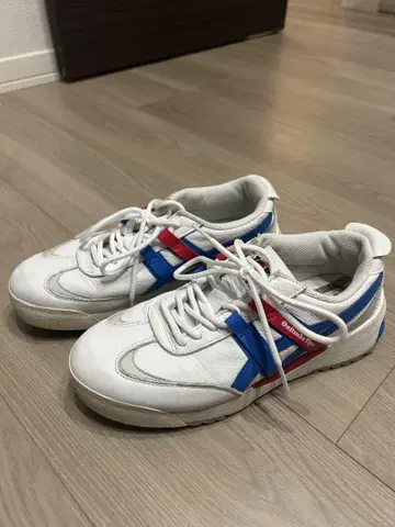 [새상품급] 오니츠카타이거 23.5cm