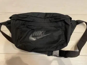 NIKE 숄더백 블랙