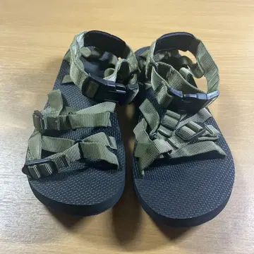 Teva 스포츠 샌들 올리브