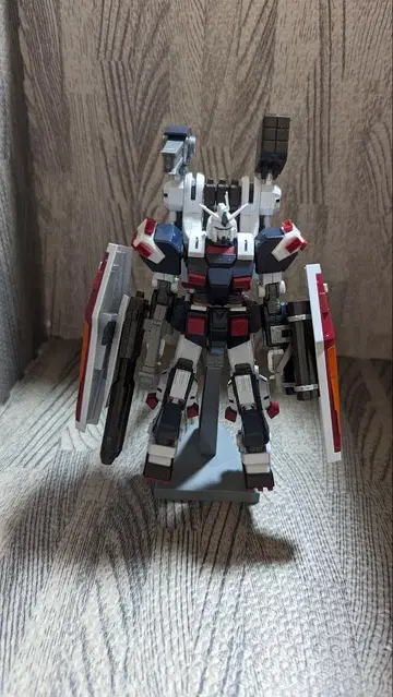 썬더볼트 HG FA-78 풀 아머 건담 조립 완료