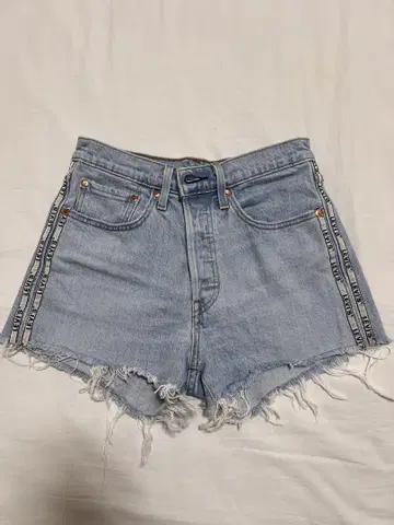 Levi's 데님 숏팬츠 라이트 블루