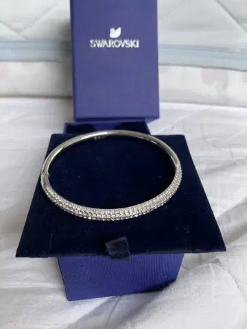 SWAROVSKI 스와로브스키 팔찌 클리어 스와로 뱅글