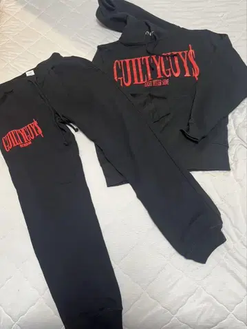 guiltyguys 셋업 사이즈 S 블랙 레드