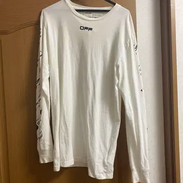 초레어 OFF-WHITE 롱 슬리브 티셔츠
