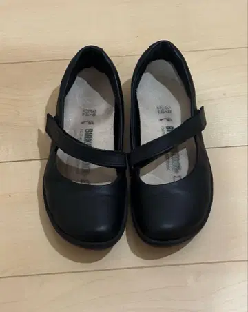 BIRKENSTOCK 가죽 원 스트랩 슈즈 폭넓은 25cm