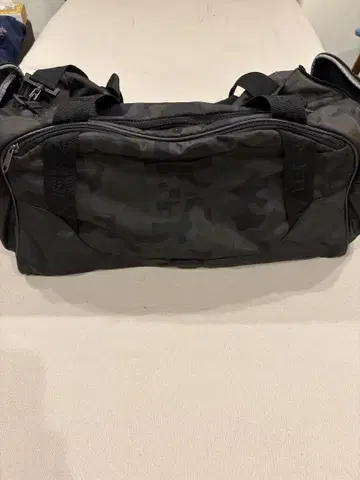 카모플라쥬 더플백 언더아머