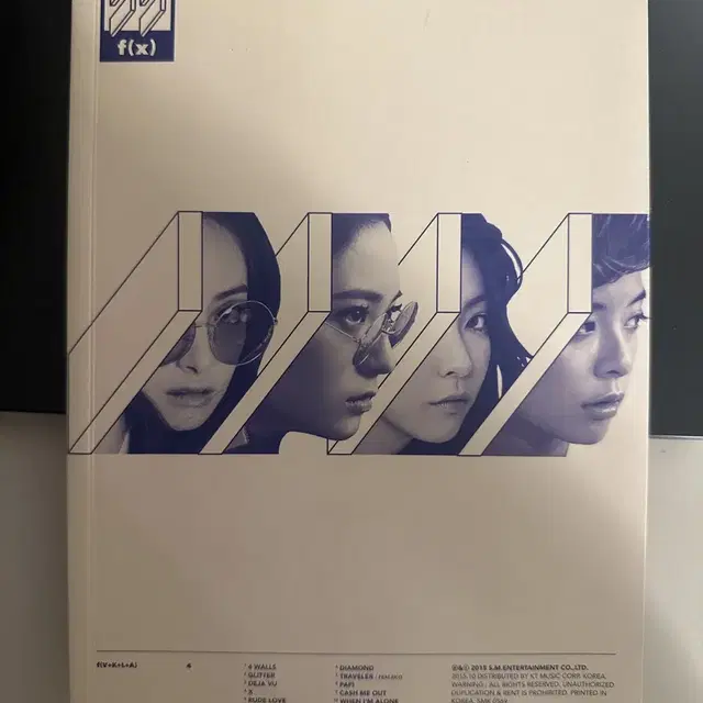 F(x) 에프엑스 포월즈 4walls 크리스탈 앨범