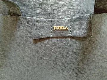 FURLA 블랙 천연 가죽 핸드백