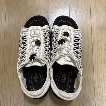 KEEN 샌들 화이트/블랙