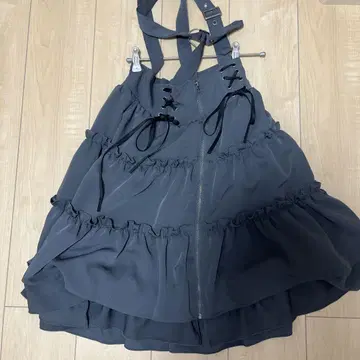 프릴 장식 그레이 캐주얼 스커트