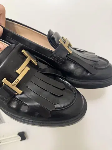 TOD'S 블랙 로퍼 38