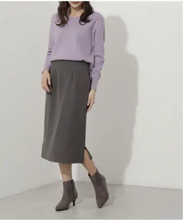 사이드 슬릿 새틴 내로우 스커트 NATURAL BEAUTY BASIC