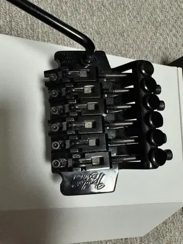 Fender ex-trem TAKEUCHI 제 플로이드 로즈 블랙