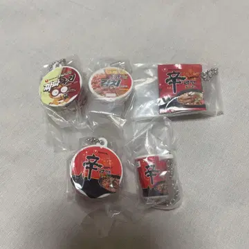 신라면 너구리라면 가챠가챠 5개 세트 미니어처