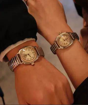 VAGUE WATCH CO. 바그 워치 컴퍼니 32mm