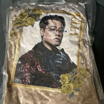 초레어 삼대째 JSB KINGDOM 회장 가챠 쿠션 ELLY