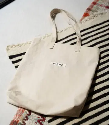 PINUE 베이지 토트백