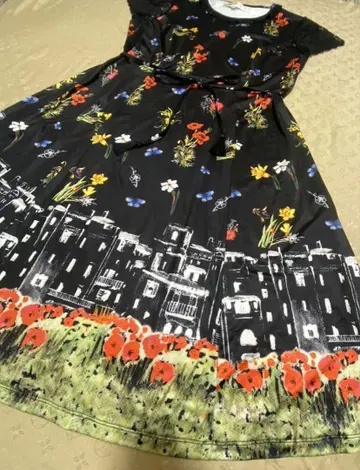 [Used] 슈퍼뷰티 원피스 44 블랙 꽃무늬 반팔 원피스