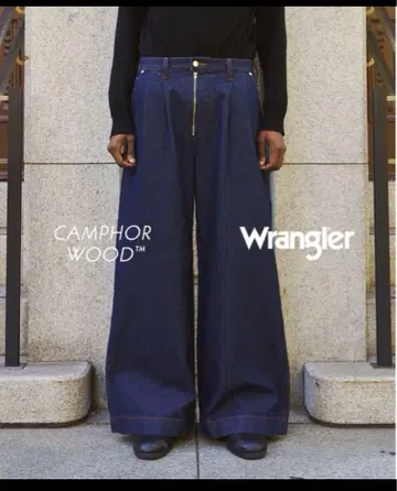 [ 완판템 ] CamphorWood x Wrangler 2턱 데님 팬츠