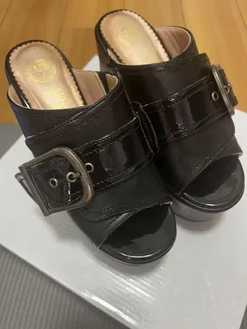 요스케 샌들 M 사이즈