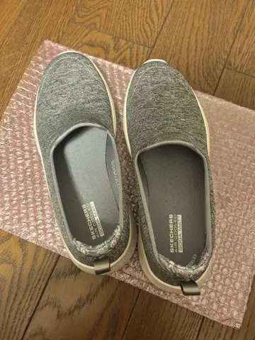 SKECHERS GOwalk 그레이 슬립온