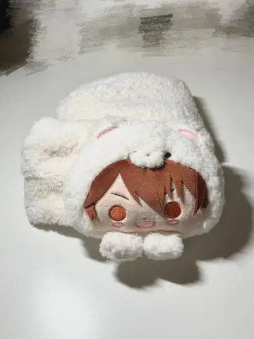 모리사와 치아키 흰 곰 머플러