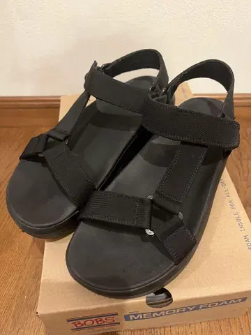 스케쳐스 샌들 POP UPS 3.0 / 25.0cm 블랙