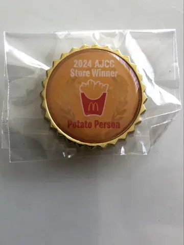 맥도날드 핀 배지