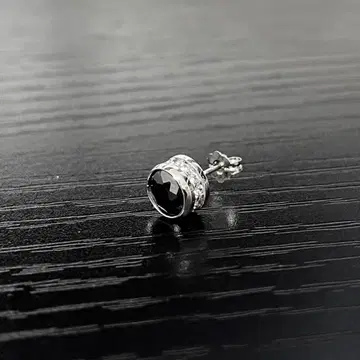 AVALANCHE(아발란치) 10K 화이트 골드 귀걸이 6mm