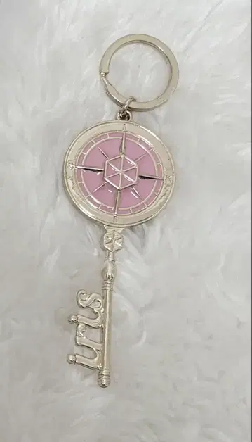 이레귤러 다이스 나이코 열쇠 모양 참