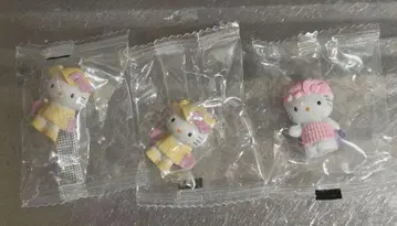 산리오 헬로키티 피규어