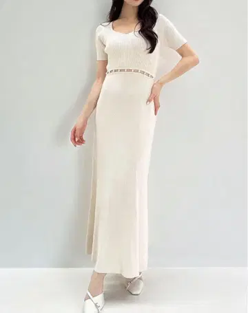 리젝시 허리 펄 머메이드 니트 원피스 아이보리
