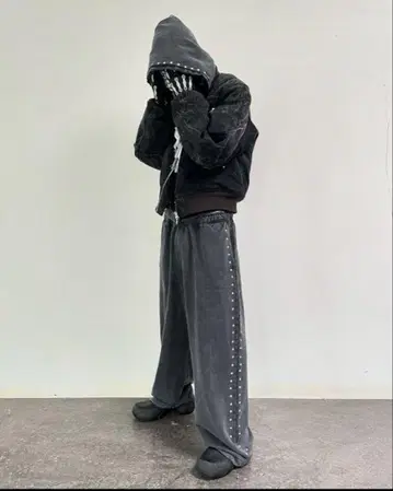 FUTURE ARCHIVE / FADE STUDS PANTS