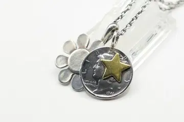 새상품급 노스웍스 코인 플라워 목걸이 펜던트