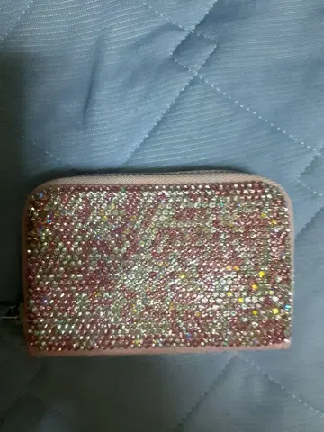 큐빅이 반짝이는 핑크 코인 케이스